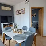 Royal Sun 公寓 阳光海滩