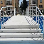 公寓 Royal Sun 阳光海滩