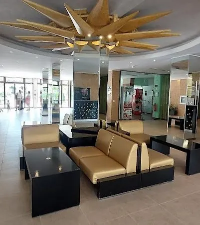 شقة Royal Sun ساني بيتش