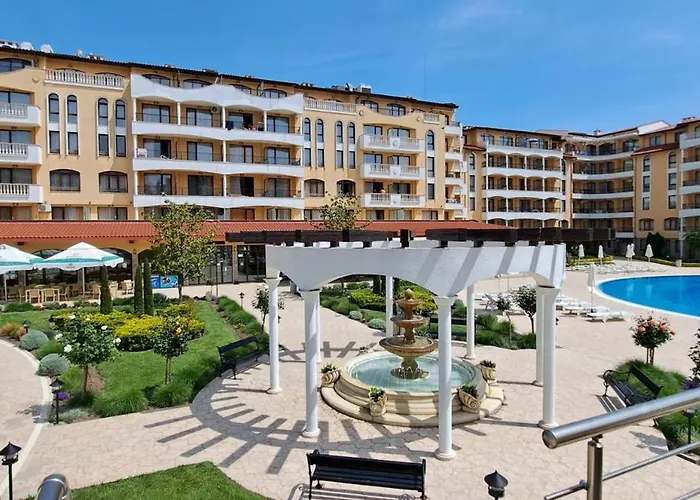 Royal Sun Apartment *